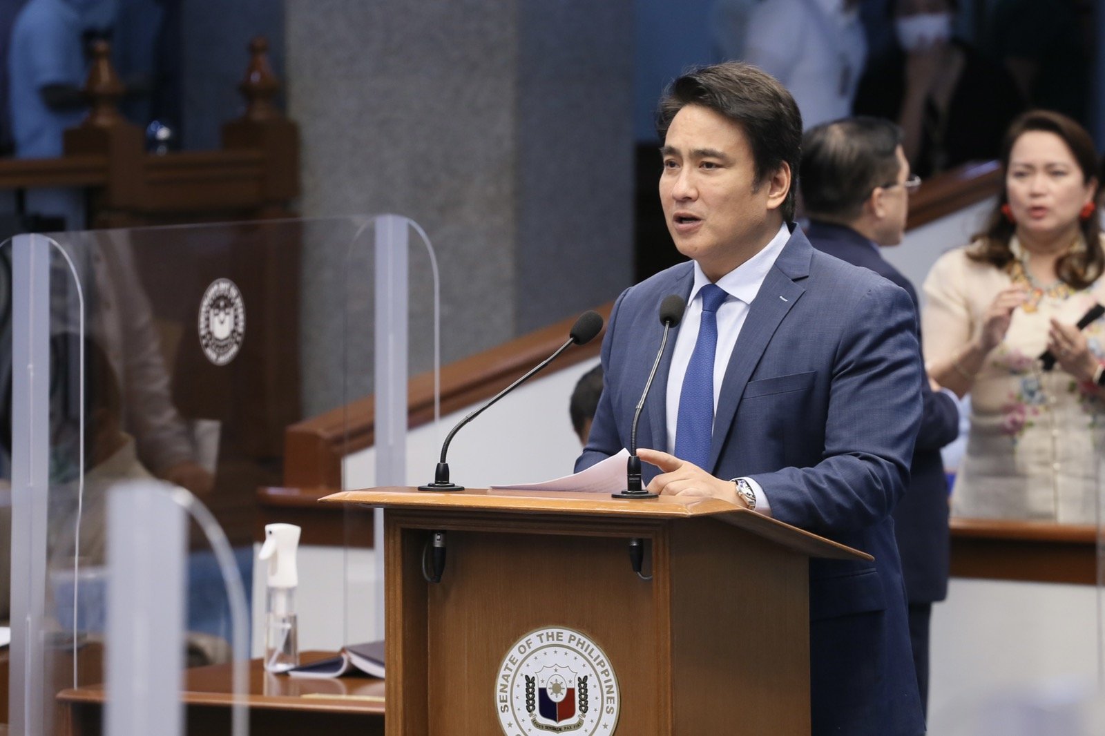 REVILLA SUPPORTS POSTPONEMENT OF BARANGAY POLLS