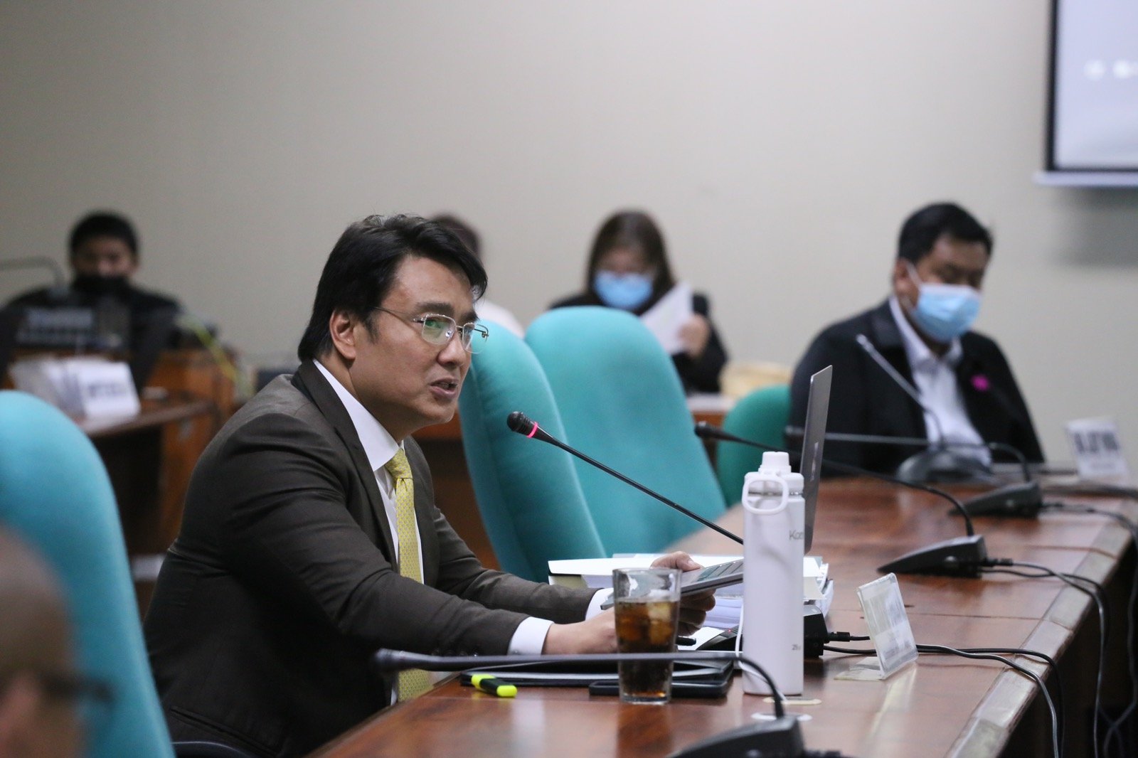 REVILLA EXACTS MORE RESPONSIVE DISASTER-RESILIENCE PLANS FROM DPWH