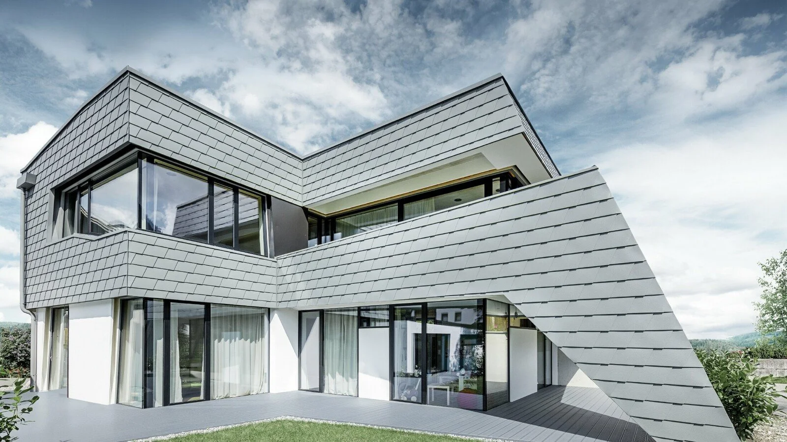 csm_PREFA-modernes-einfamilienhaus-reutte-wandschindel-fassadengestaltung_e907e9f0c1.jpg