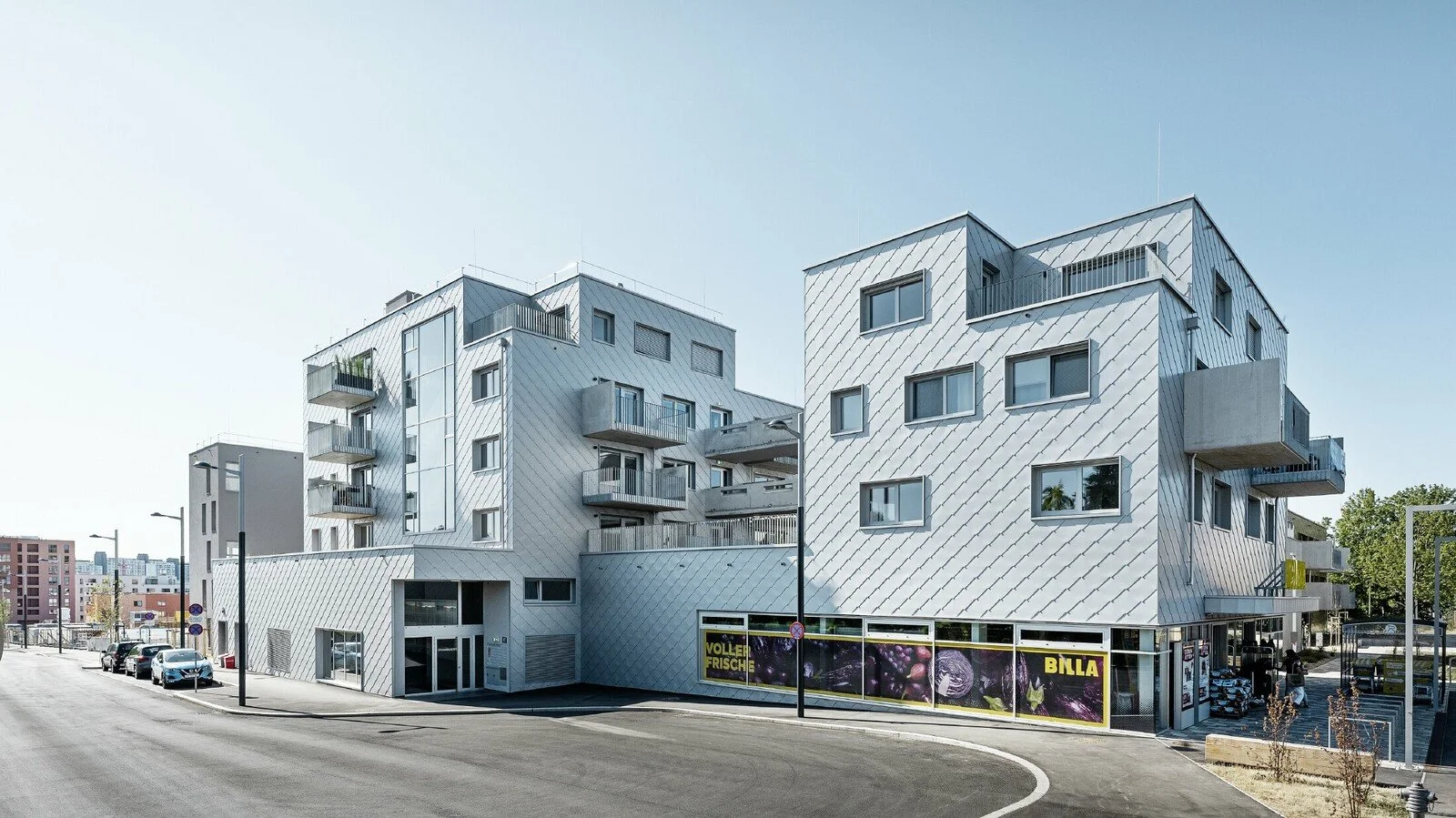 csm_PREFA-Wohnhausanlage-Wildgarten-Wandraute-44-silbermetallic_68219e98b6.jpg