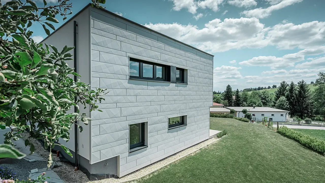 csm_PREFA-EFH-Fischer-SidingX-Fassade-prefaweiss_f968c3f848.webp