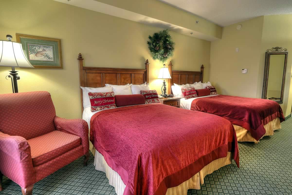 Inn at Christmas Place 7.jpg