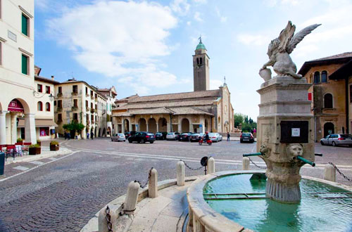 Piazza Garibaldi, Asolo