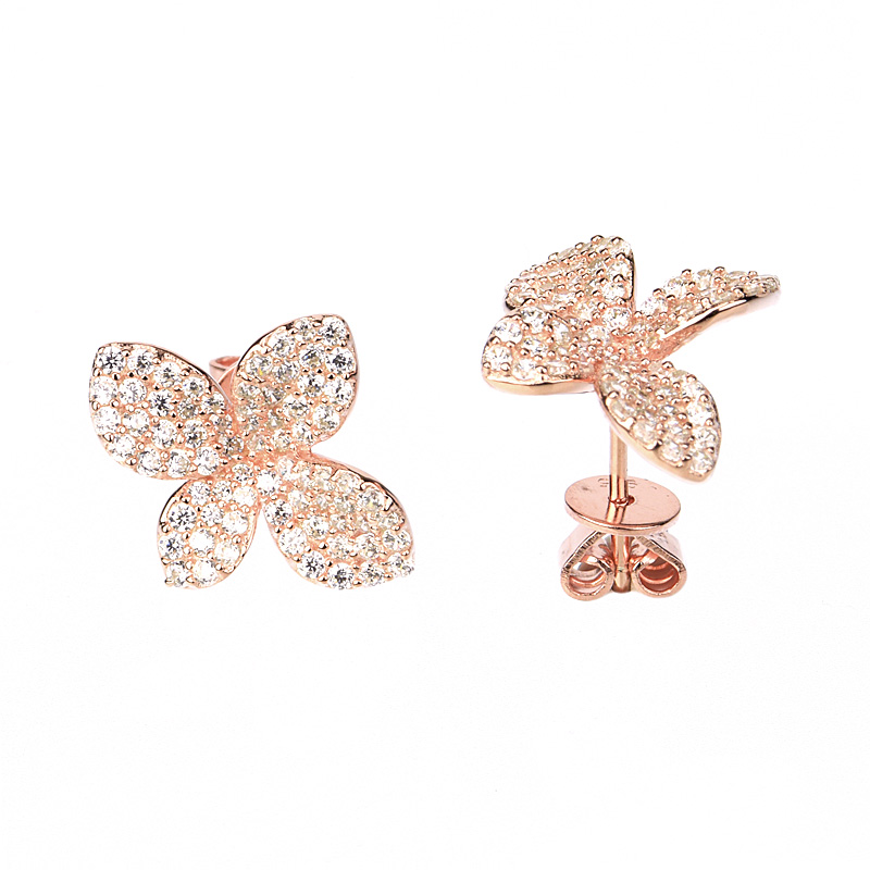 Bloom Pavé Stud Earring