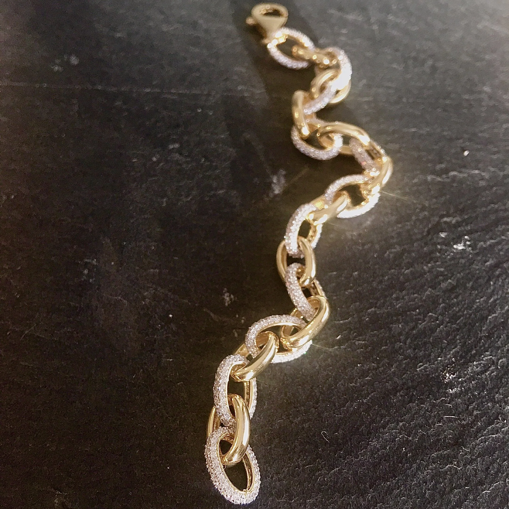 4617D612-AE39-48BA-AEEA-0B0A71035ADA