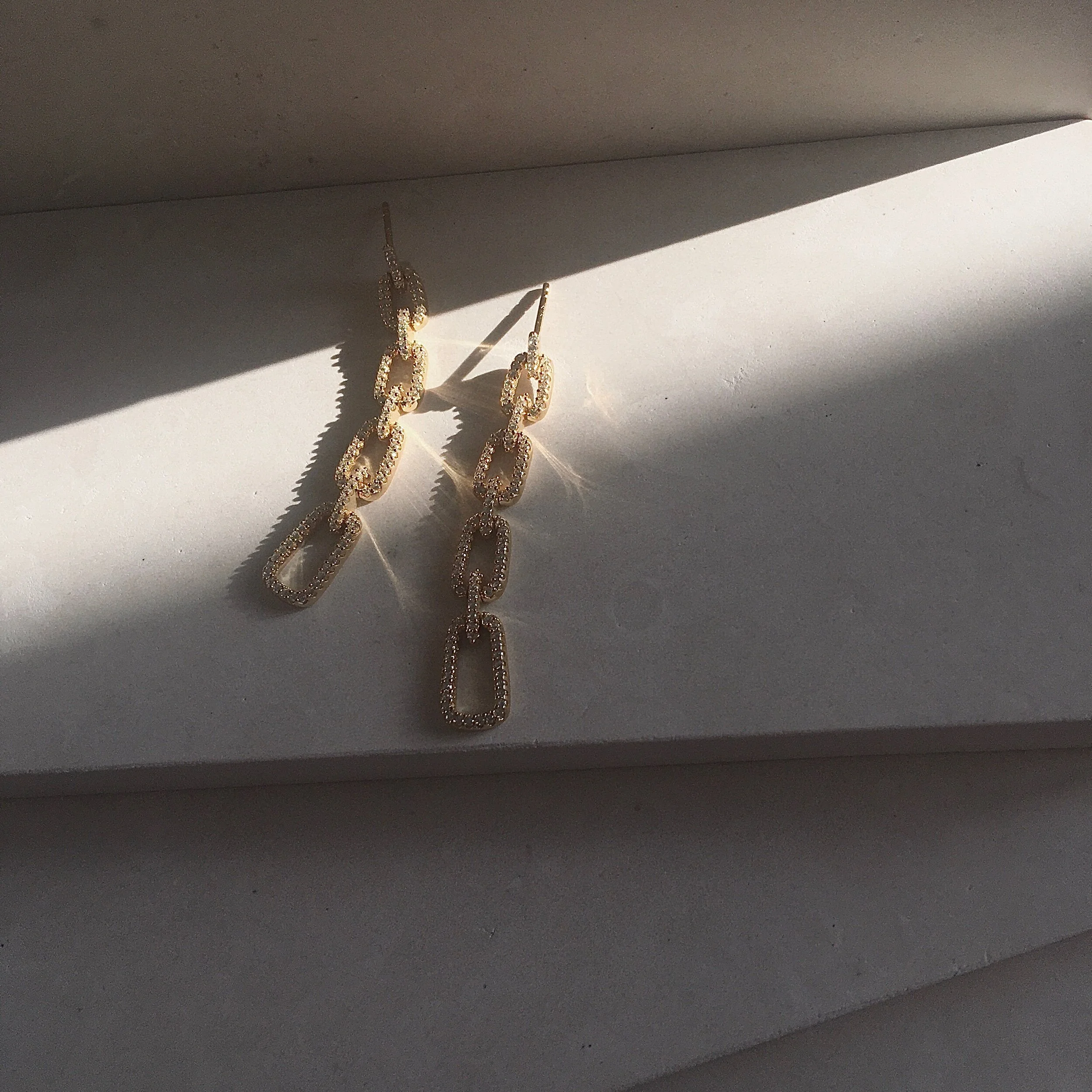 28BA1F6E-F663-44D3-8E18-D0A88698879D