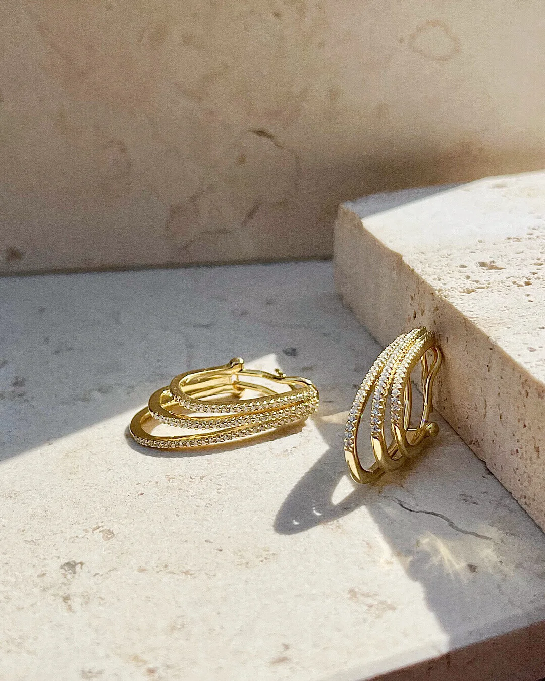 07FDB366-30D2-49B0-8CA6-E289A4AB6B07