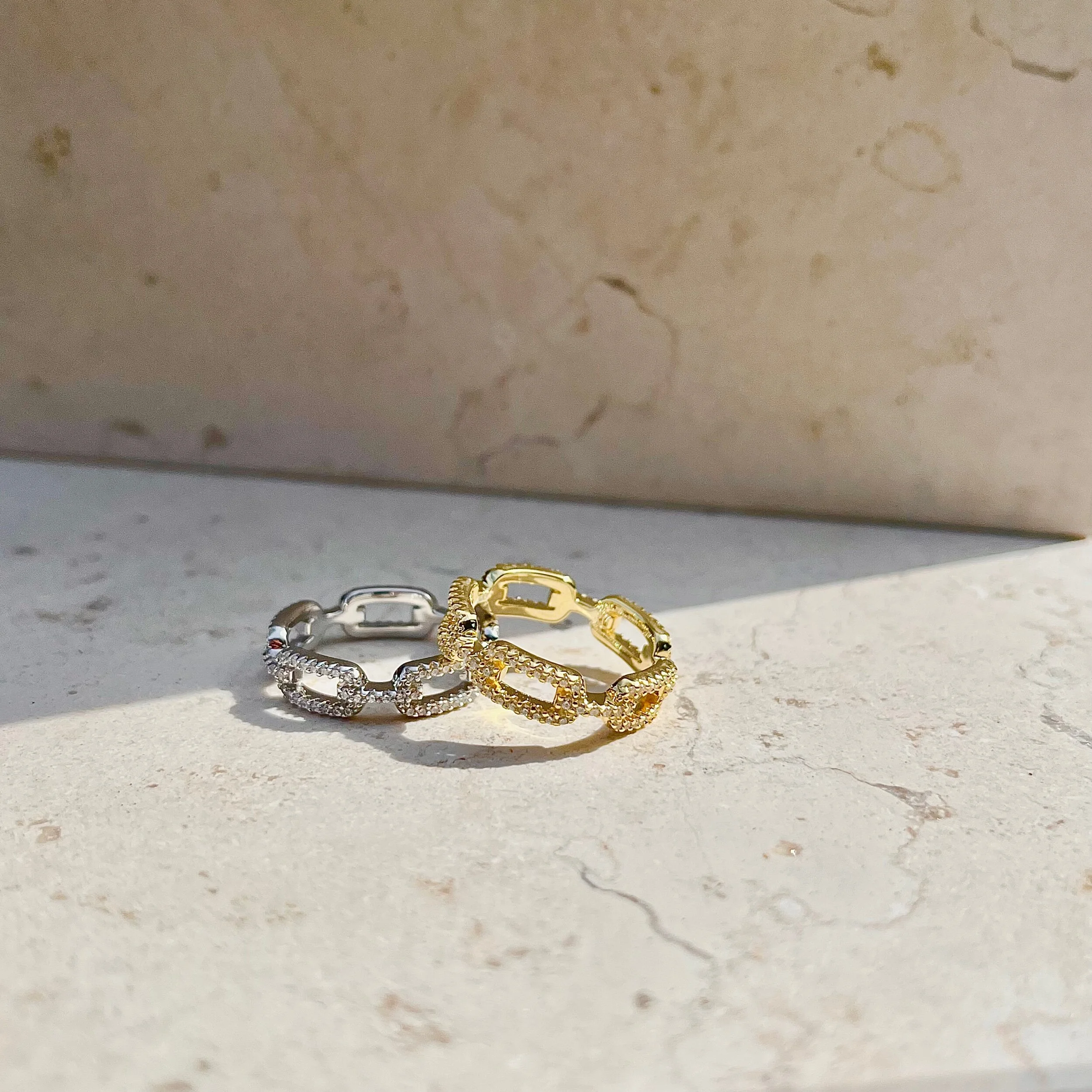 9067C1E9-F445-49B8-A2CF-7930F4D53DB2