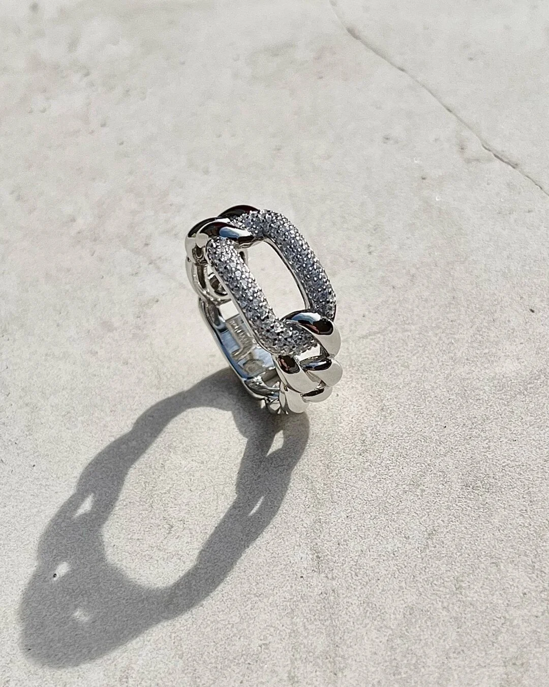 9A5A7E09-2C2C-4092-AEF7-24FDD5078B81