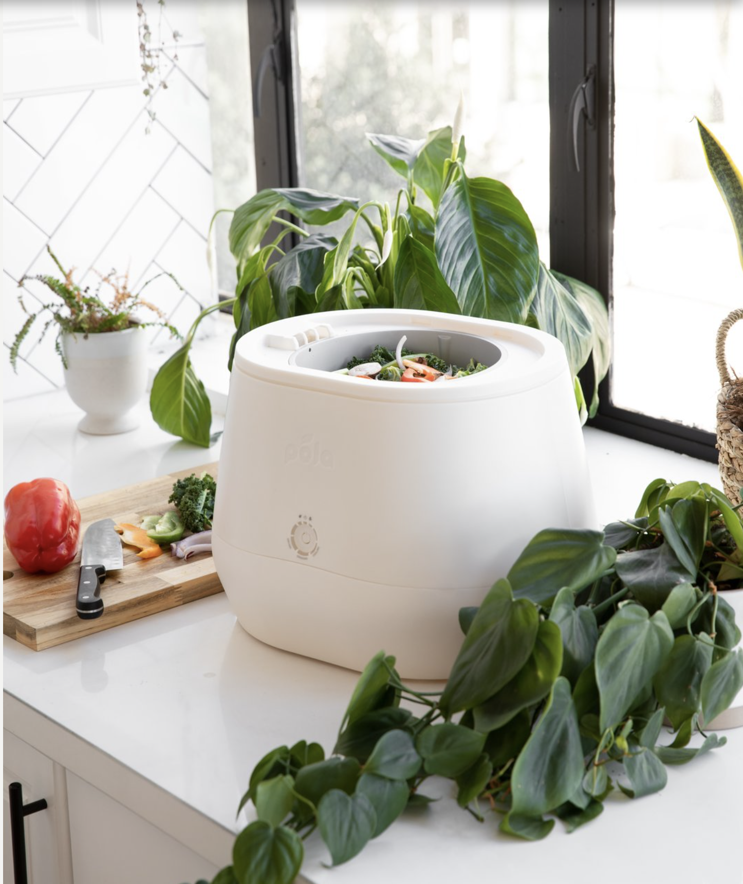 Lomi Countertop Composter