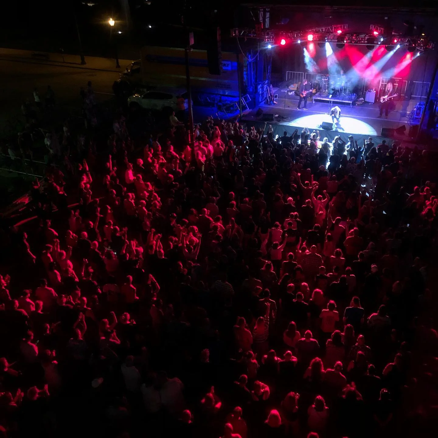 Stairway to Zeppelin drew 5,000 Fans to their performance at BOS center in Springfield, Illinois in July 2019.