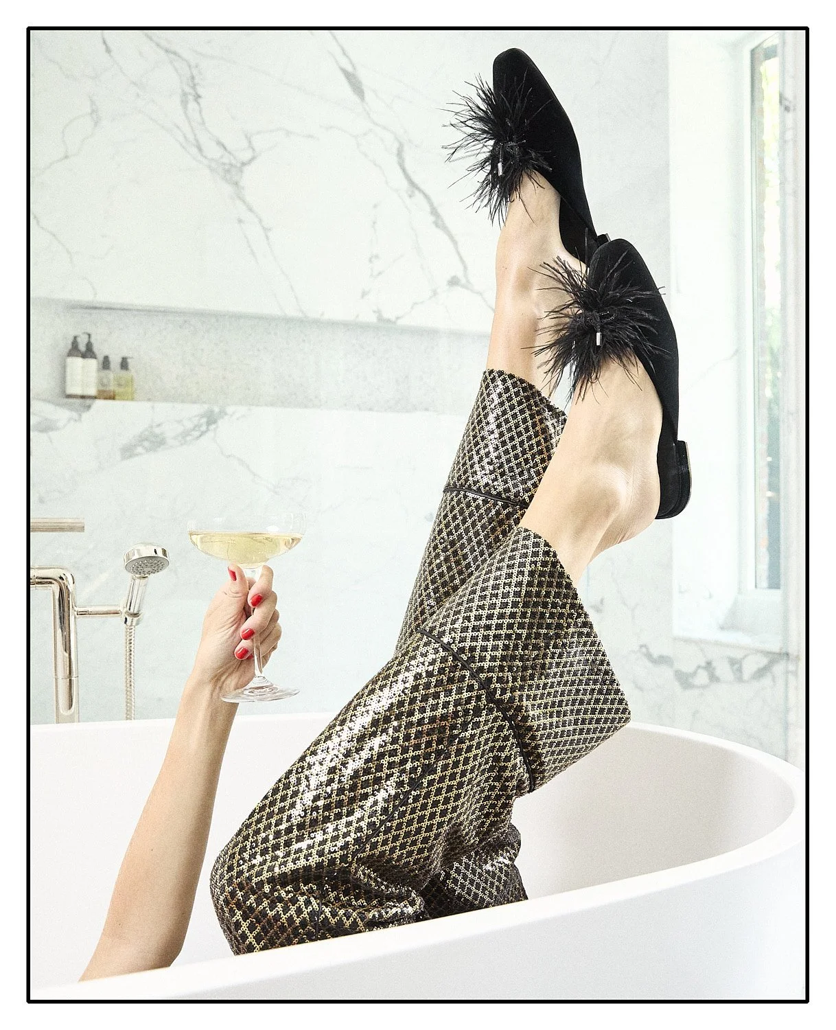 Lovebird_Velvet_Black_035_squarespace.jpg