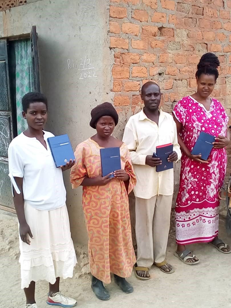 Bibles Uganda VCP Africa 2-22 c.jpg