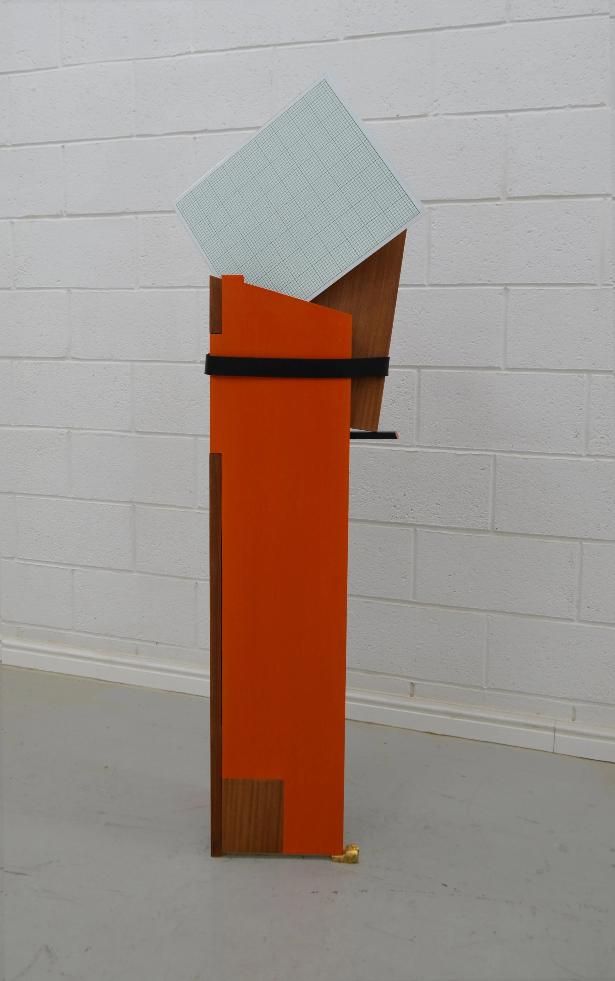  Forcing Distance, 2021   Sapele hardwood, Digitally printed Aluminium, Rubber, Ceramic, Gilding.   180 x 30 x 40 cm   Collaborative Project with artist Susie Olczak 