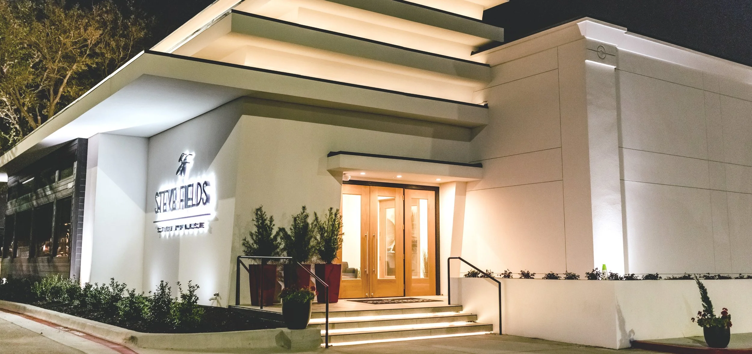 B Russo Designs Steve Fields Exterior Night Web.jpg