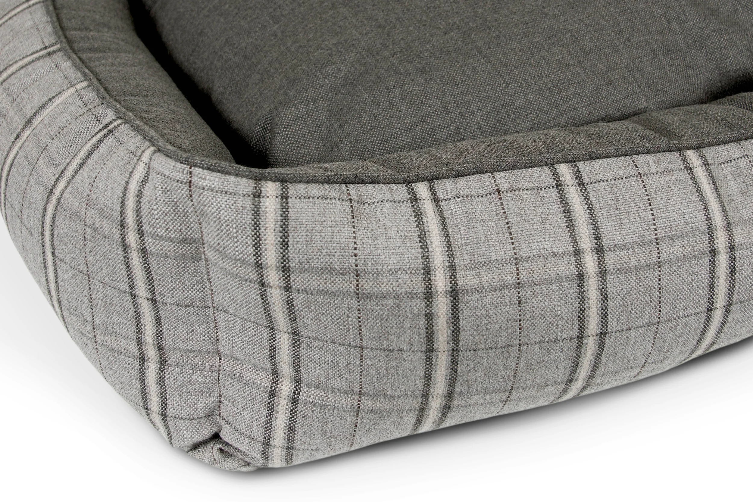120013-Grey Hound-The Houndry Pet Beds-Rect-2.jpg