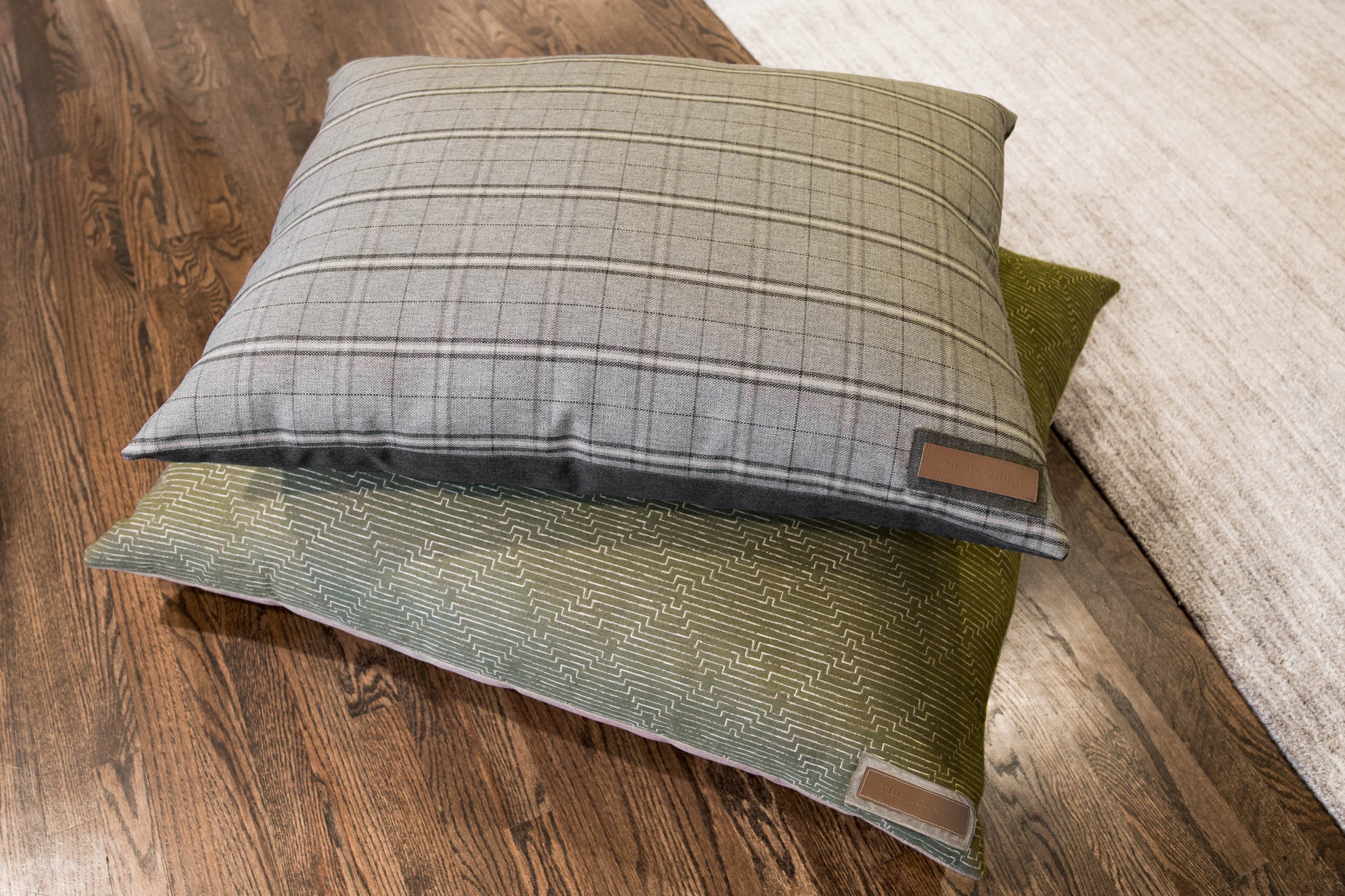 470005-Grey Hound-The Houndry Pet Beds-Rect-4.jpg