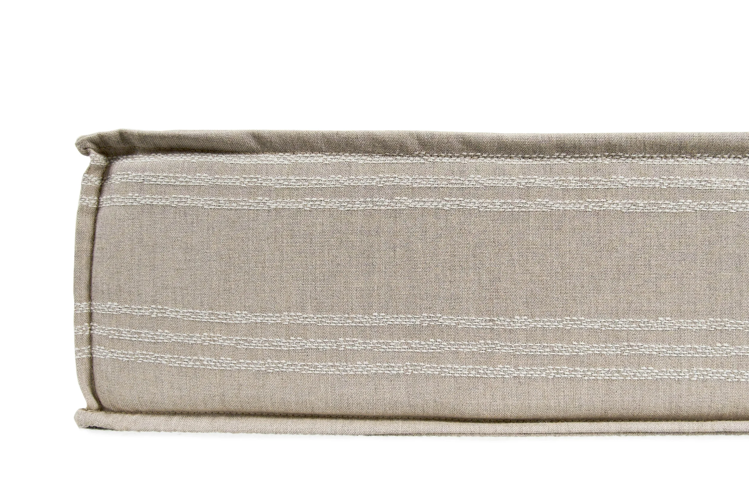 560004-Leased Linen-The Houndry Pet Beds-Rect-2.jpg