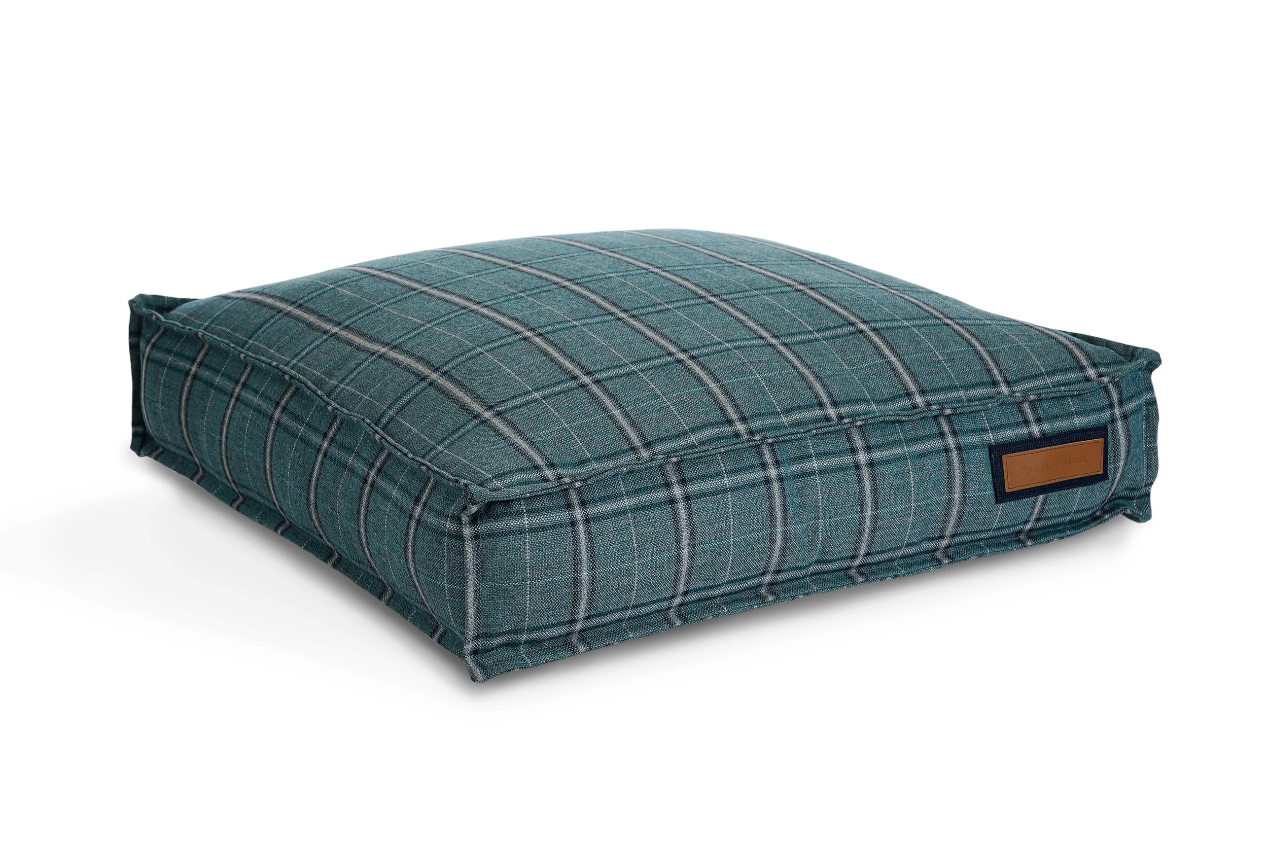 560007-Peacock Pooch-The Houndry Pet Beds-1.jpg