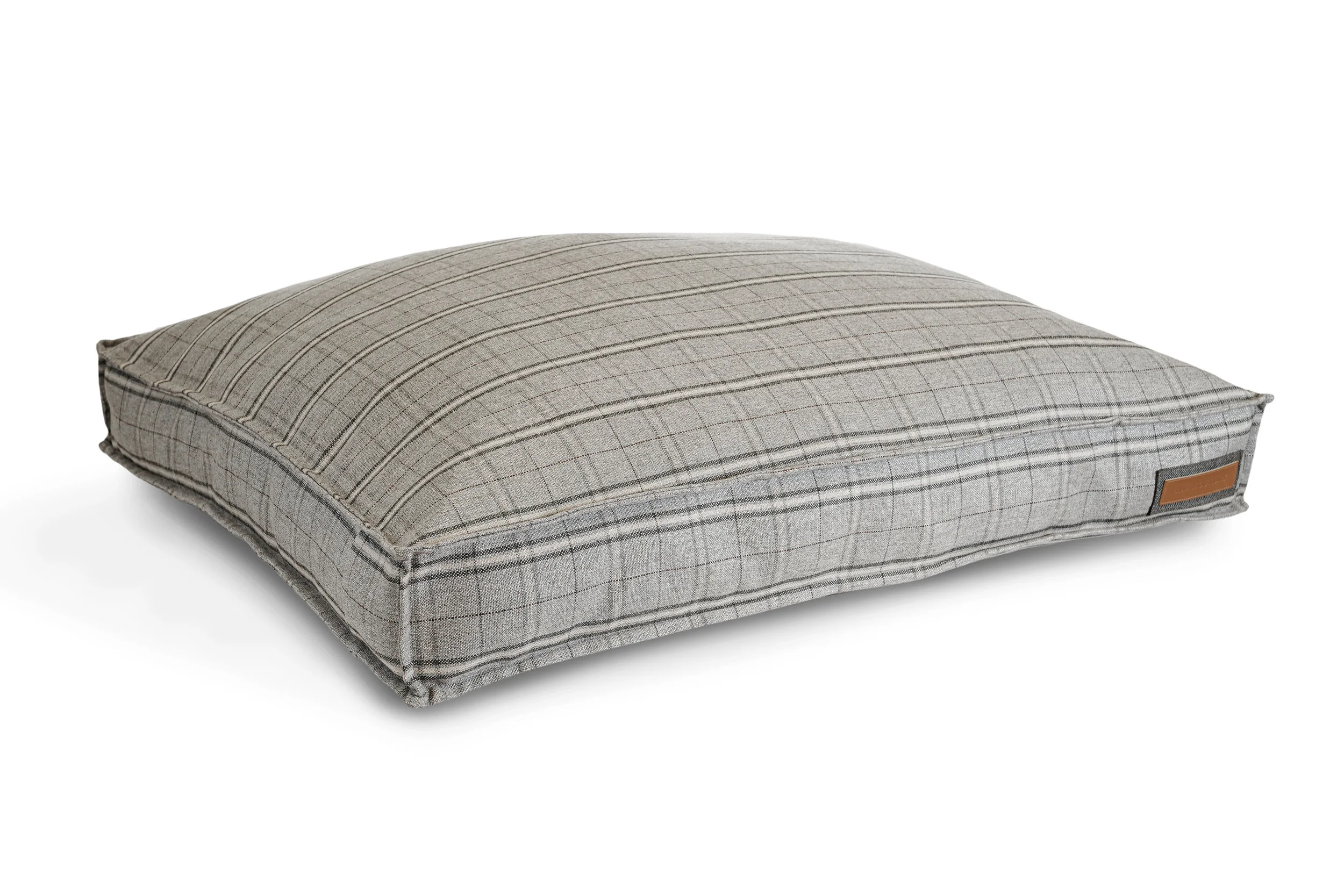 560008-Grey Hound-The Houndry Pet Beds-1.jpg