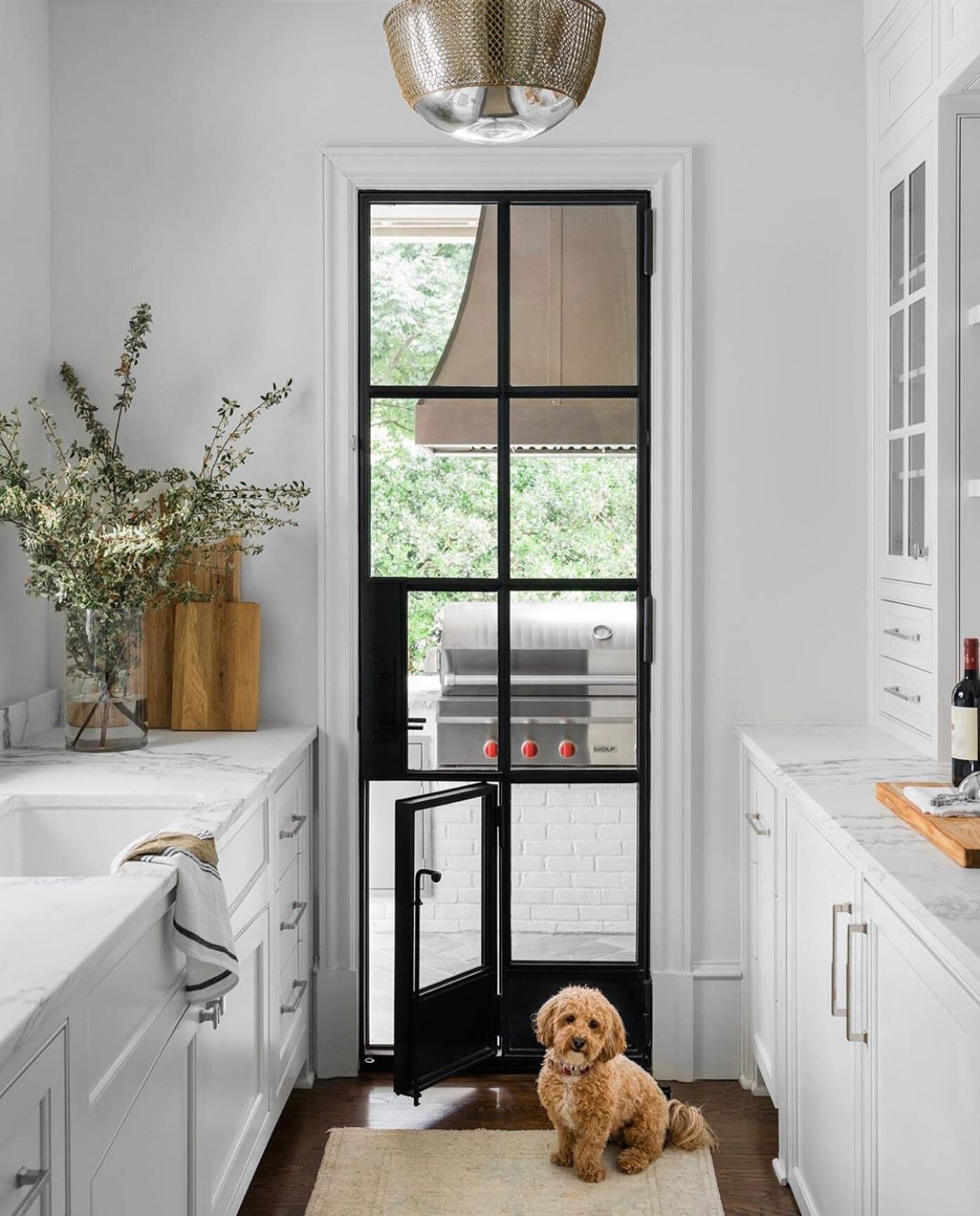 Your pups deserve the best, and man, this iron door is the best!  Look at that creatively integrated doggy door. 
.
.
Repost from @rusticwhiteinteriors Tagging @ladisicfinehomes @lmarchitect @sherryhdesigns @studioentourage