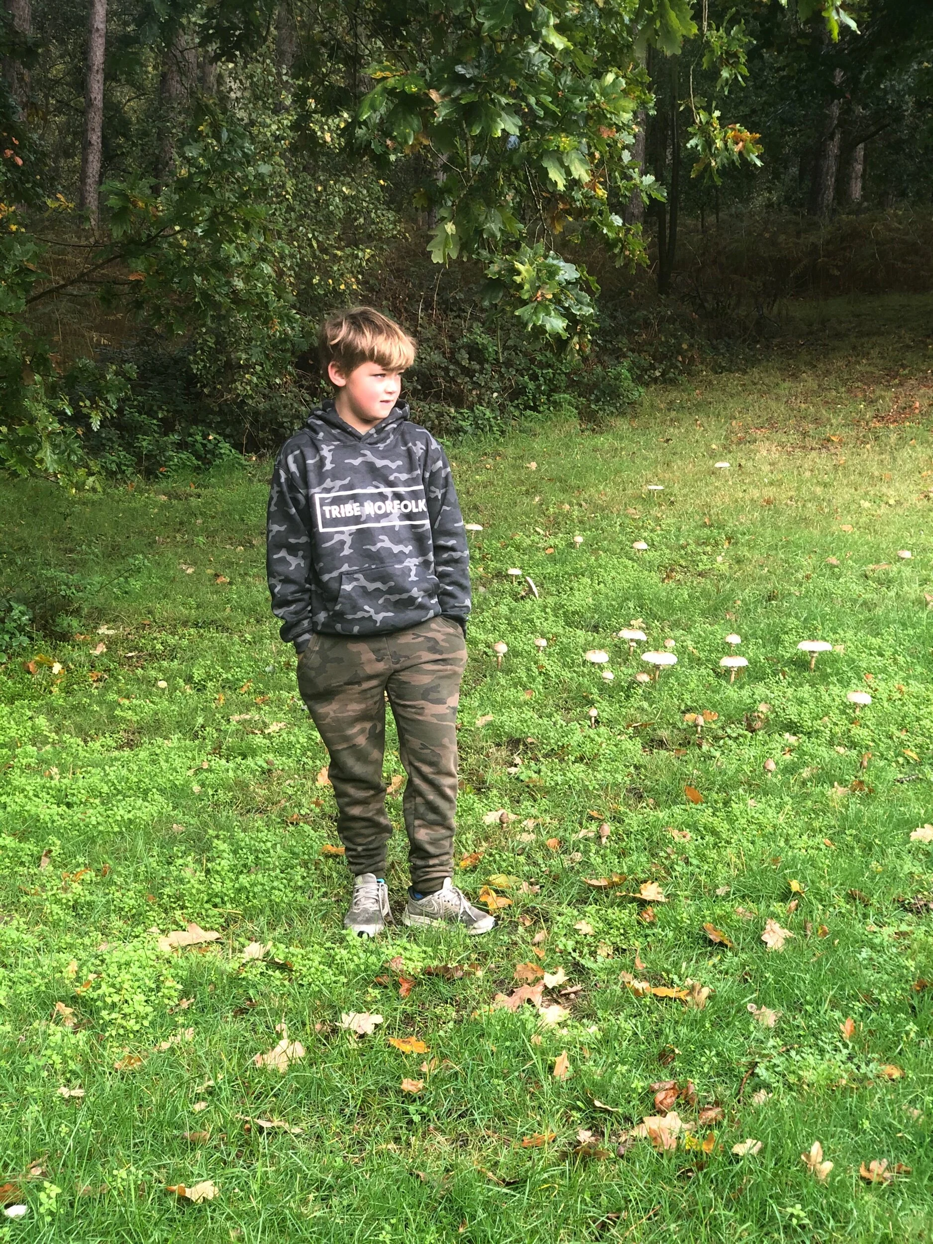 7EDDB9C0-04E8-4E3B-8C01-630C95D647F8