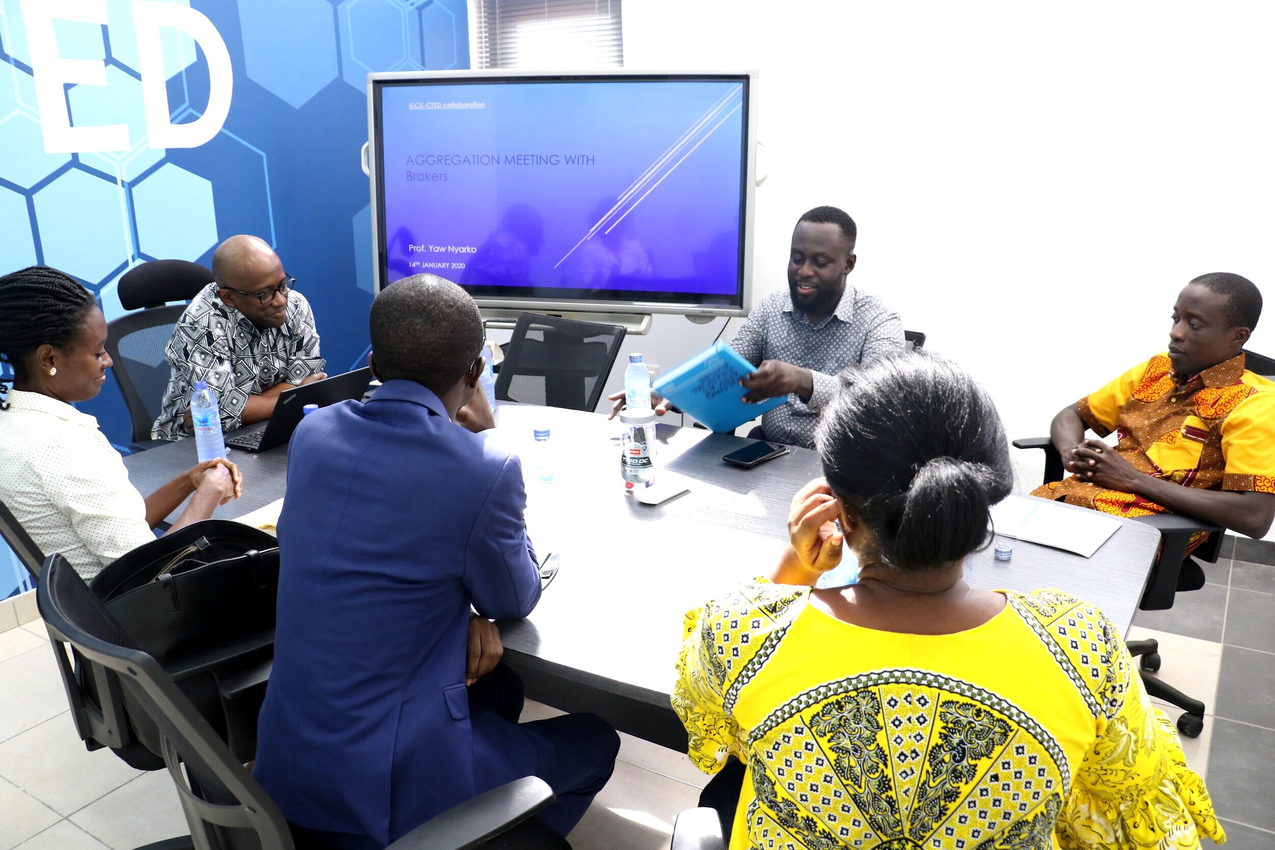 PI Prof. Yaw Nyarko meeting with the CTED-GCX brokers at the CTED Accra office.