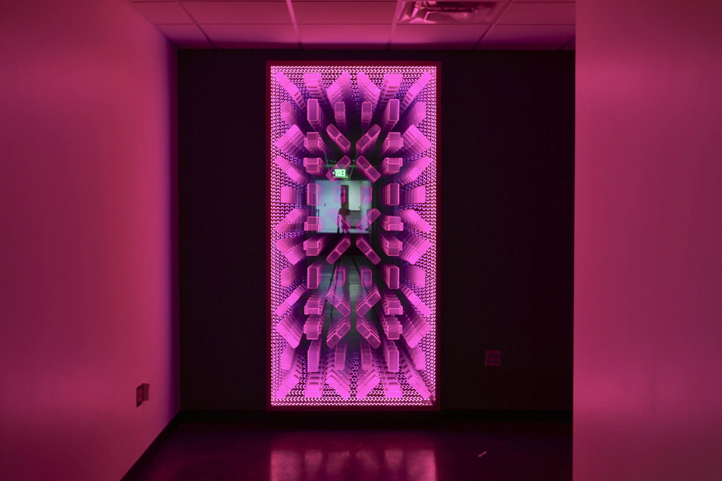 ElectricCoffin_Tmobile_infinity_glass.jpg