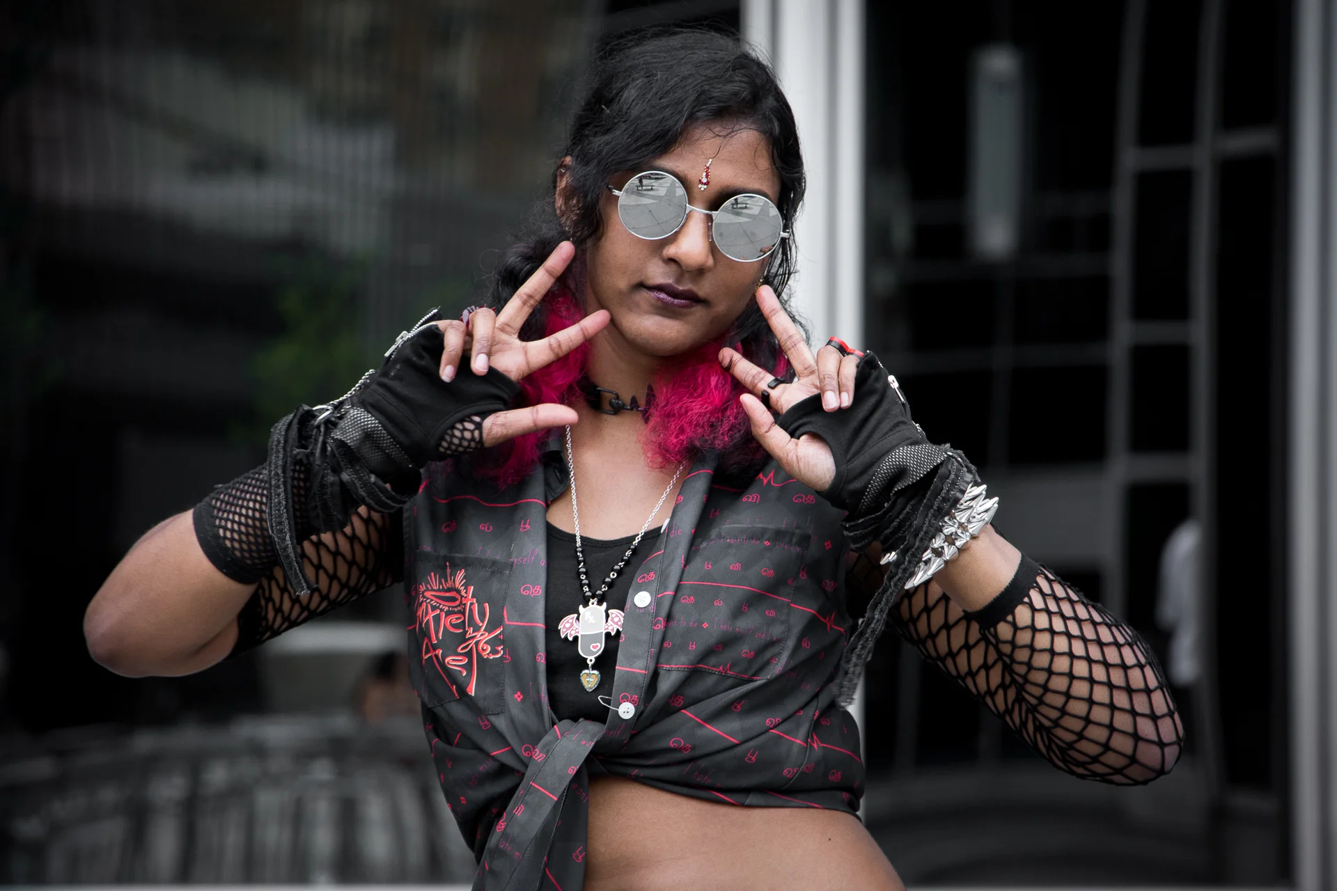 Make-up in Menhera and Misinformation