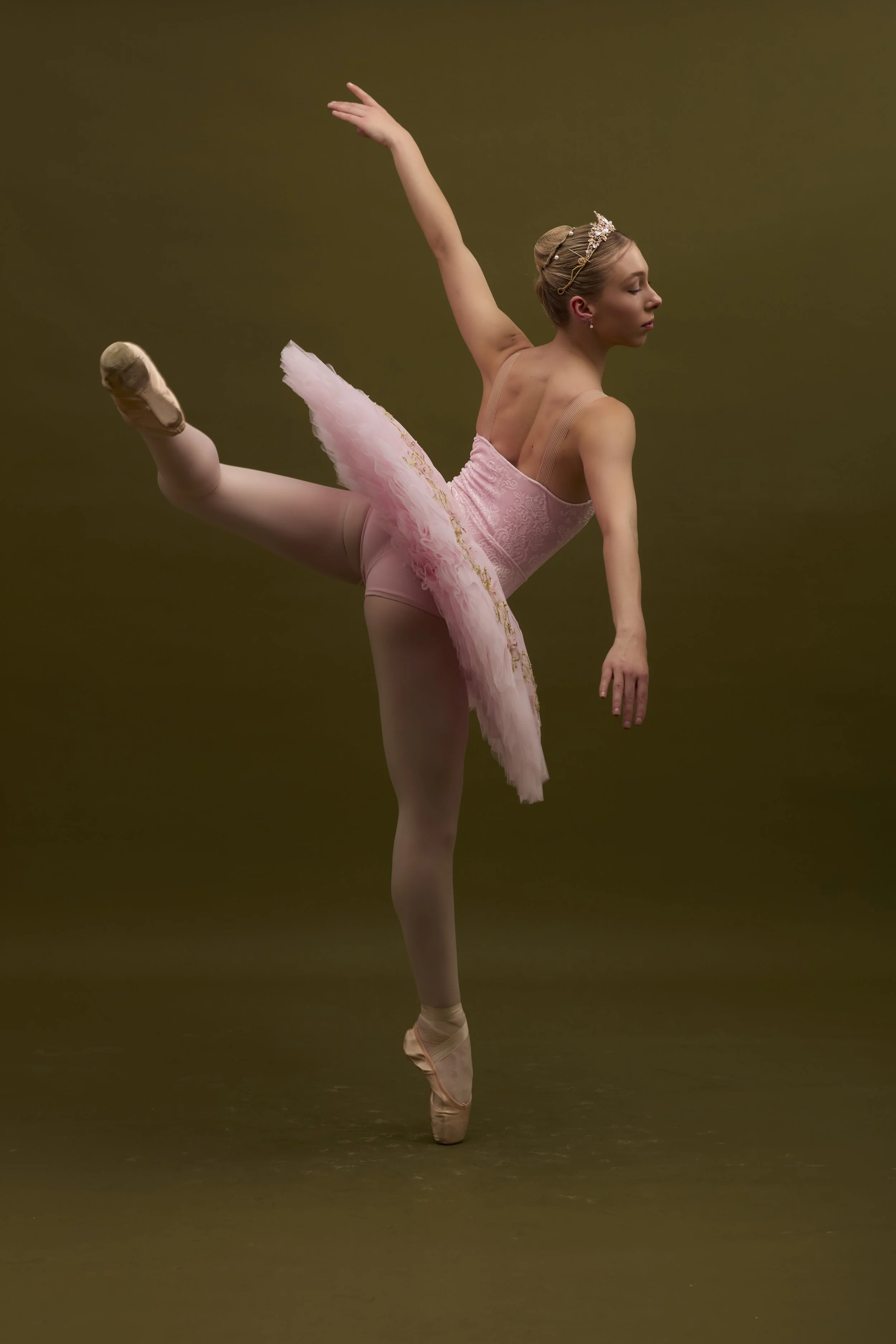  © Felix Hall Close, Poise Dance 