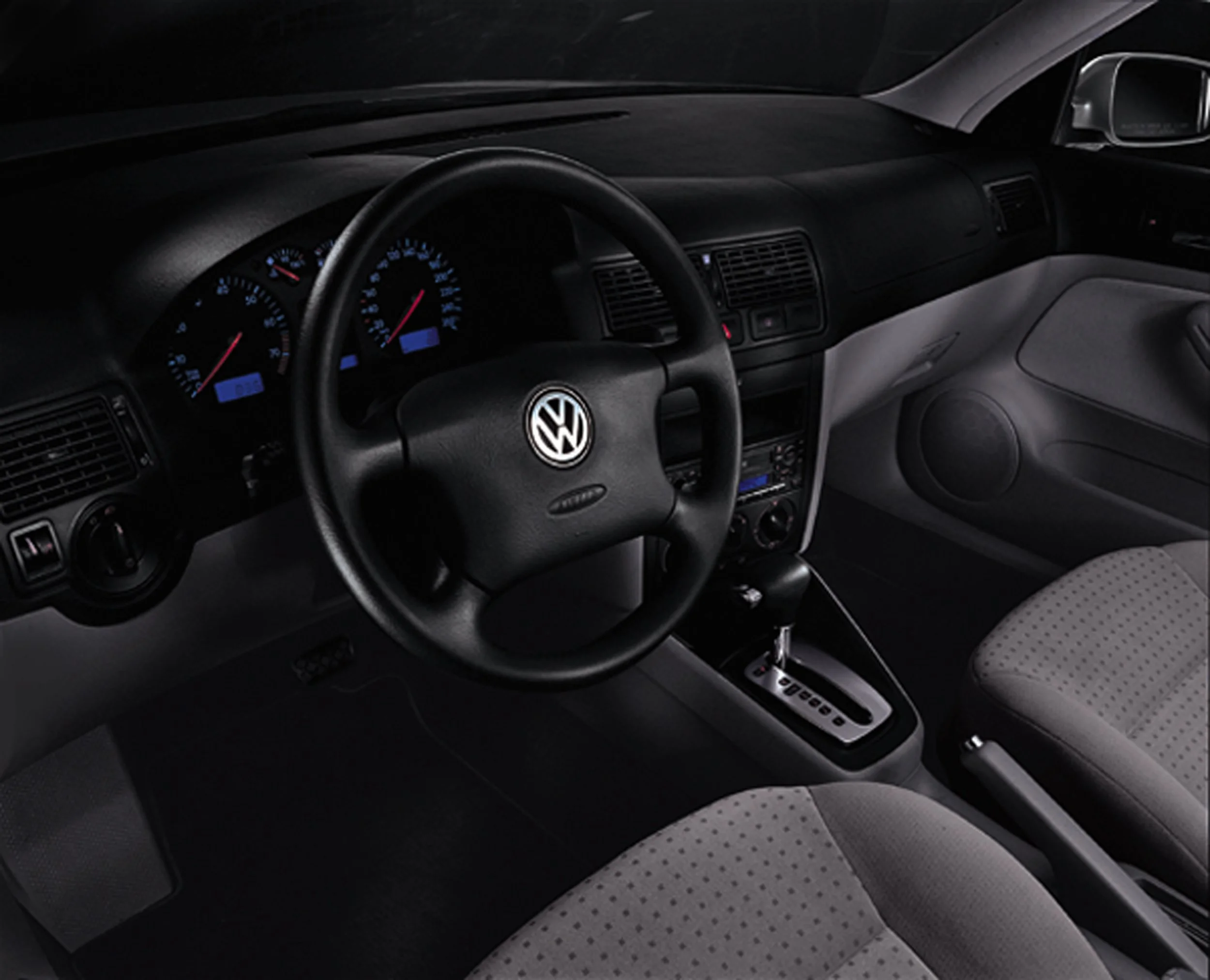 Volkswagen-R99Golf-Can-Interior.jpg