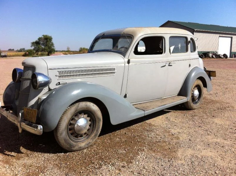 1935 Dodge 4 Door Sedan