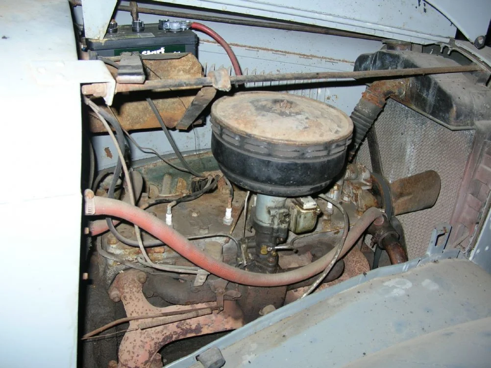 1935 dodge engine.jpg