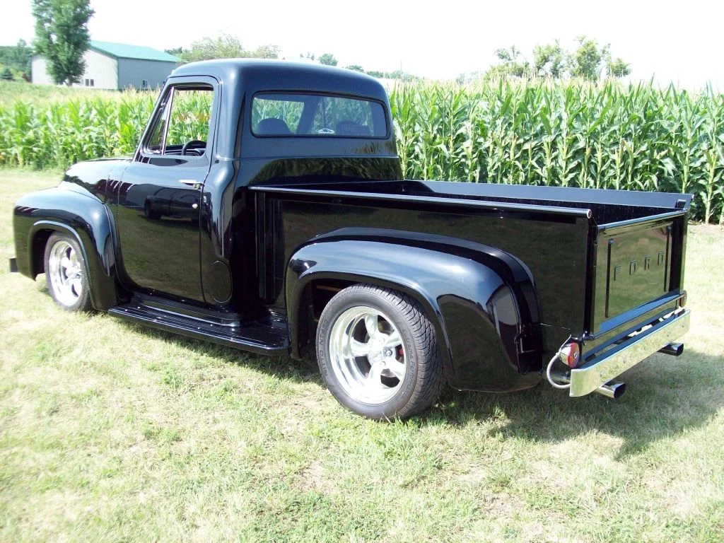 1954 ford lr.jpg