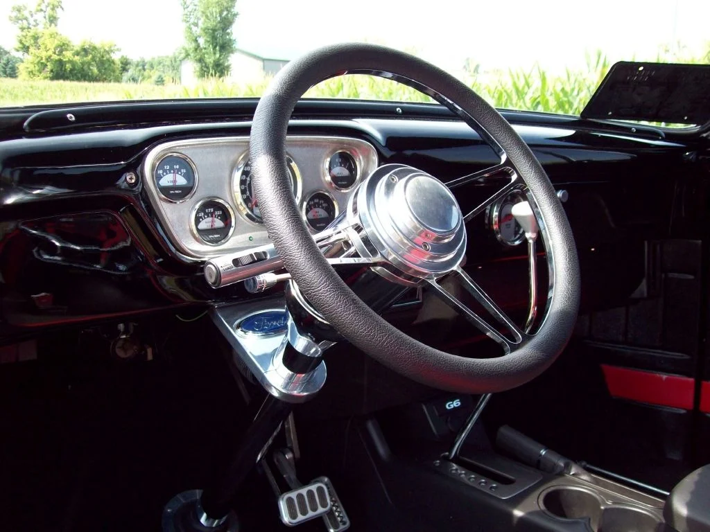 1954 ford int.jpg