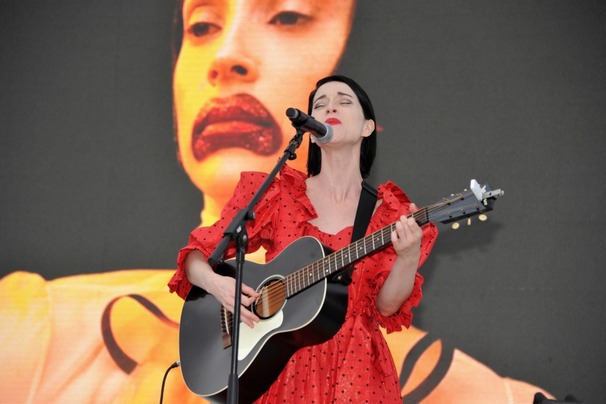 st-vincent-attends-the-cannes-lion-international-festival-of-creativity-3.jpg