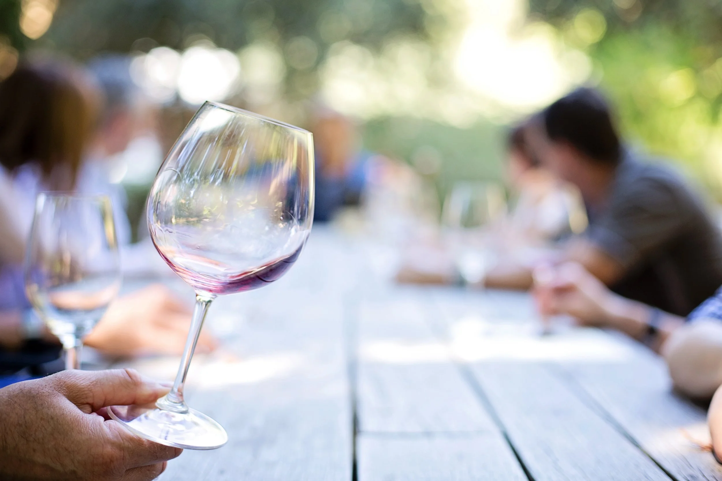 macro-people-stemware-39605.jpg