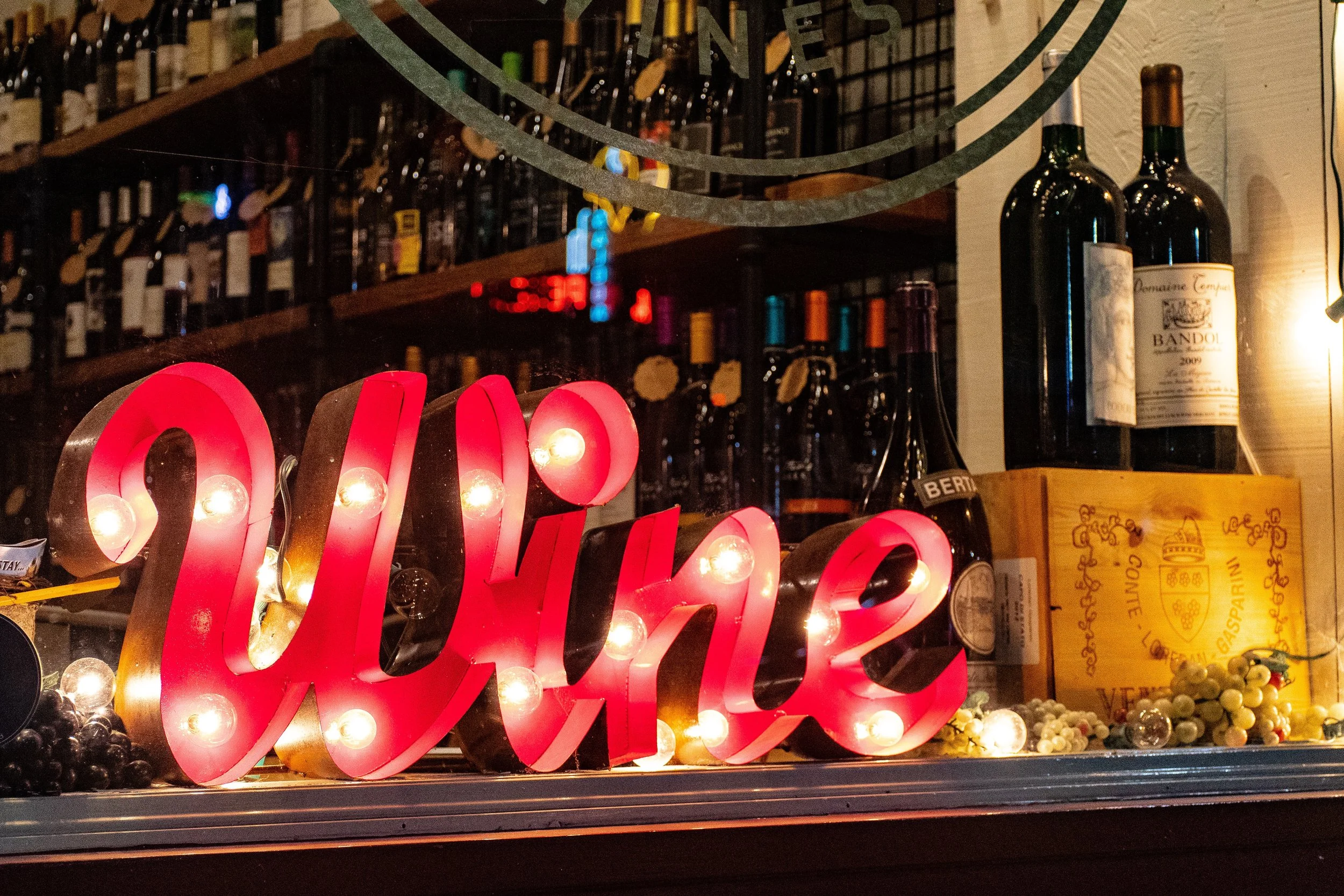 alcohol-bar-beverage-1374552.jpg