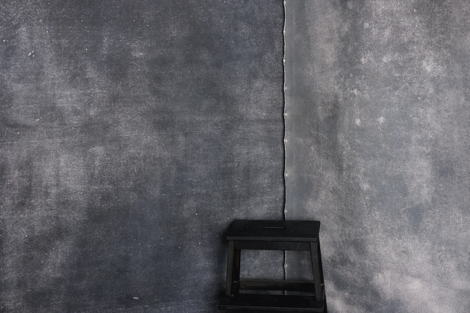 aged_grey_dark_corner_5x7_3x7.jpg