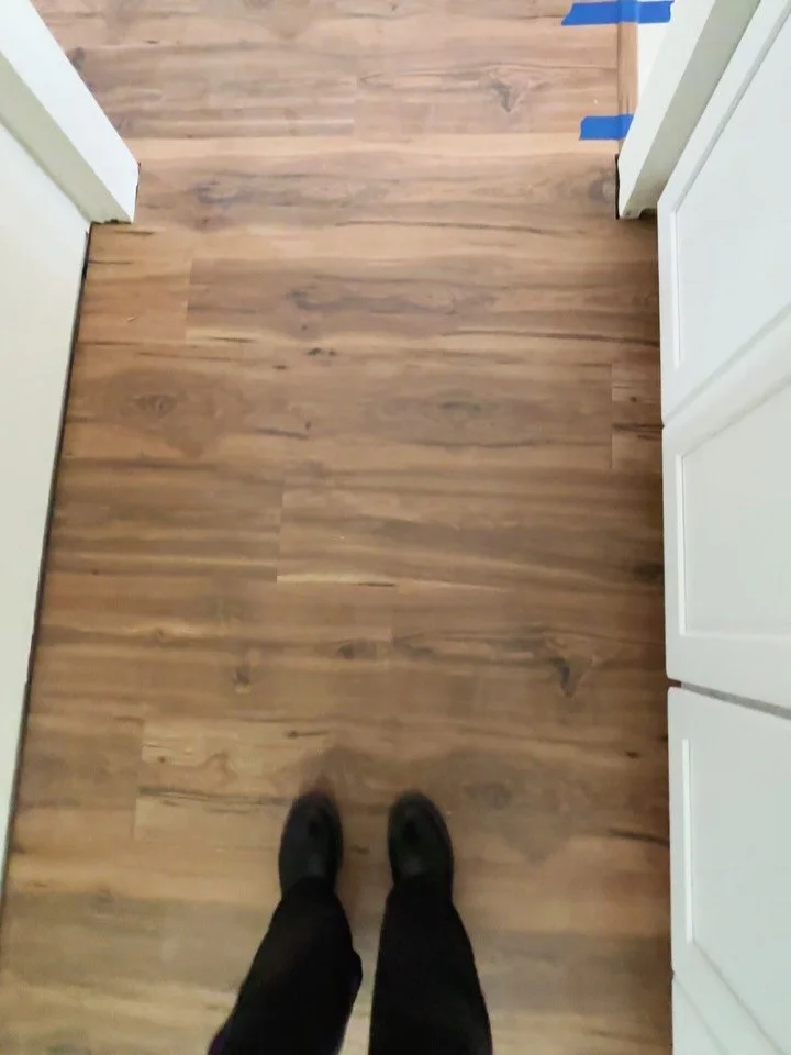 ✨BTS: Laminate Installation✨
This whole house renovation is coming together nicely! Stay tuned for the finale.

#fcifloors #flagstaffflooring #laminatefloors