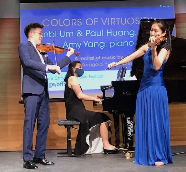 Danbi Um gives "winning" in-person concert in Chicago