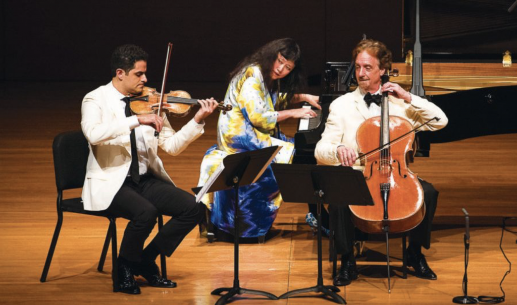 Arnaud Sussmann Tours Hawaii April 21-22