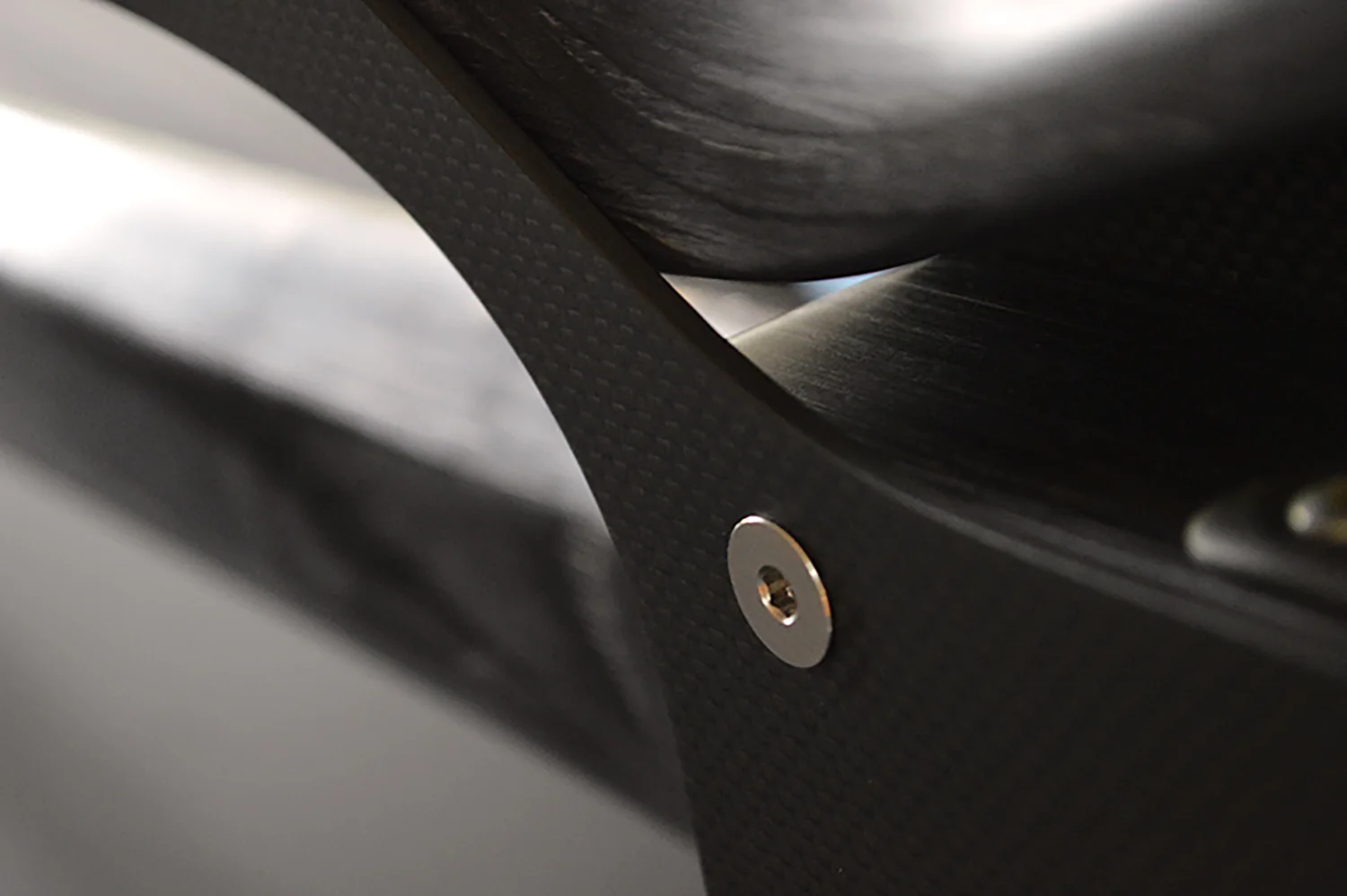 carbon-fiber-guitar.jpg
