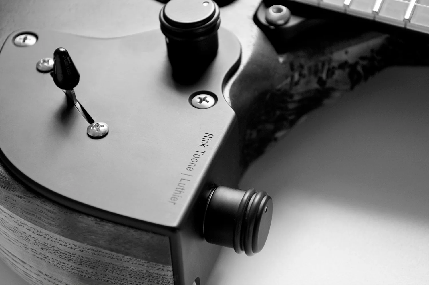 3d-guitar-controls.jpg