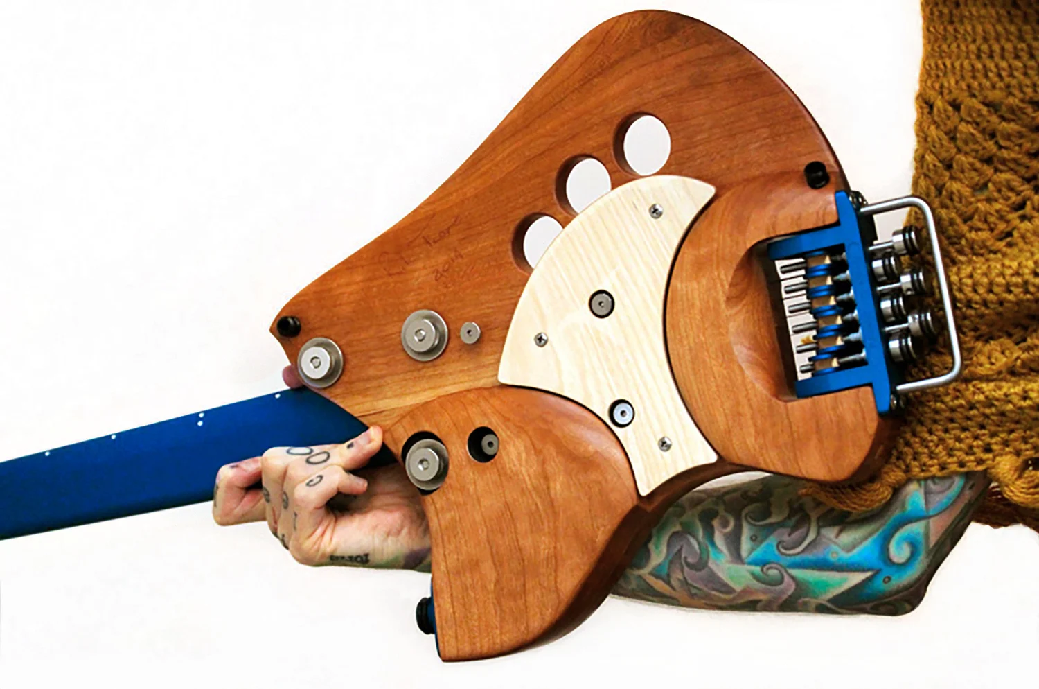 walrus-guitar-back.jpg