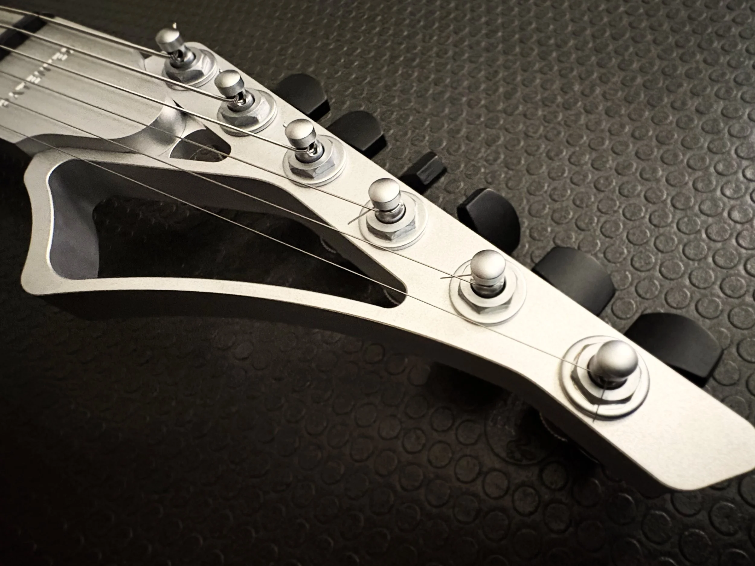 HEADSTOCK.jpg