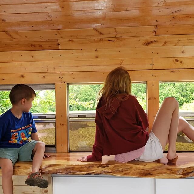 Today we took a trip to a nearby town to just have a picnic in the bus... a &quot;busnic&quot;
🌞🥪🌞🥪🌞🥪🌞🥪🌞
.
.
We had family come to visit to visit with our newborn, Parker and it was a great opportunity to stretch the bus legs.
🚌🤸&zwj;♀️🚌?