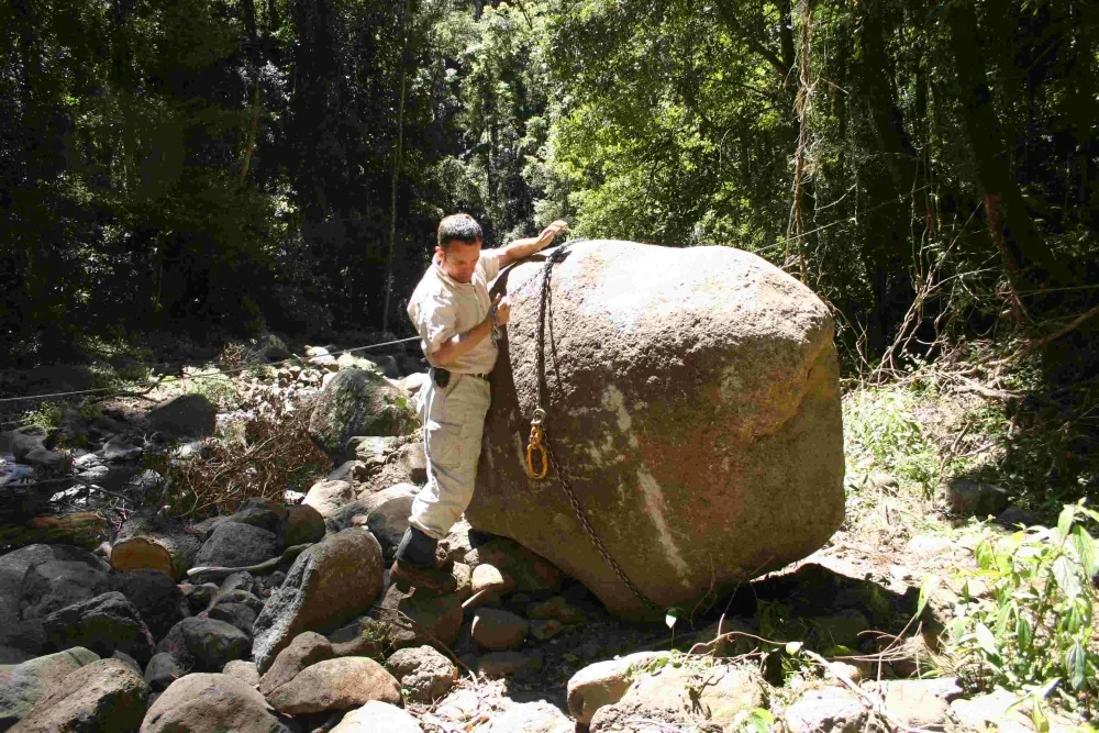 Giant boulder