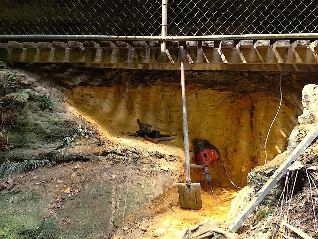 Retaining wall 1 - footing.jpg