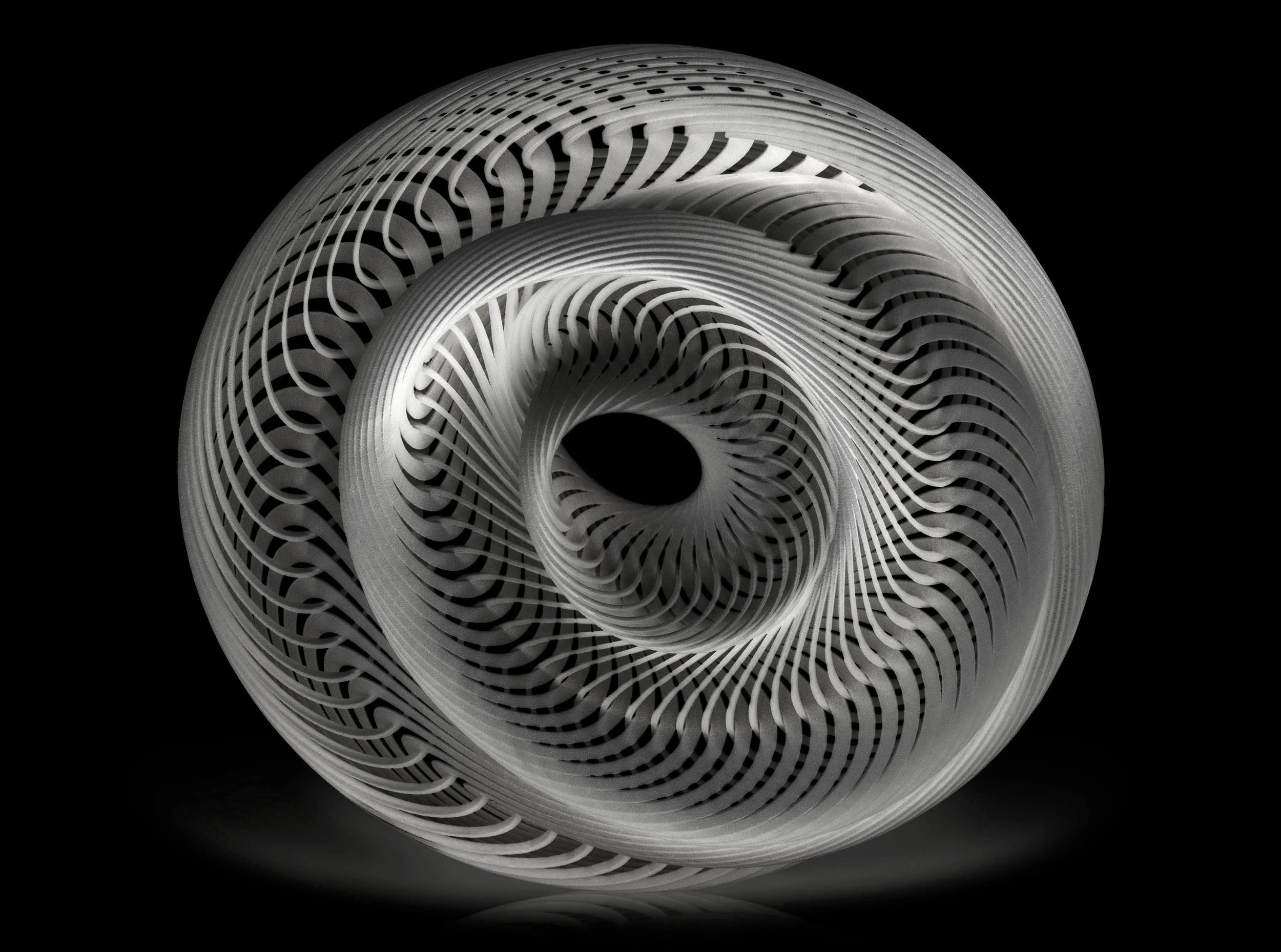 Mobius Maximus - Black.jpg